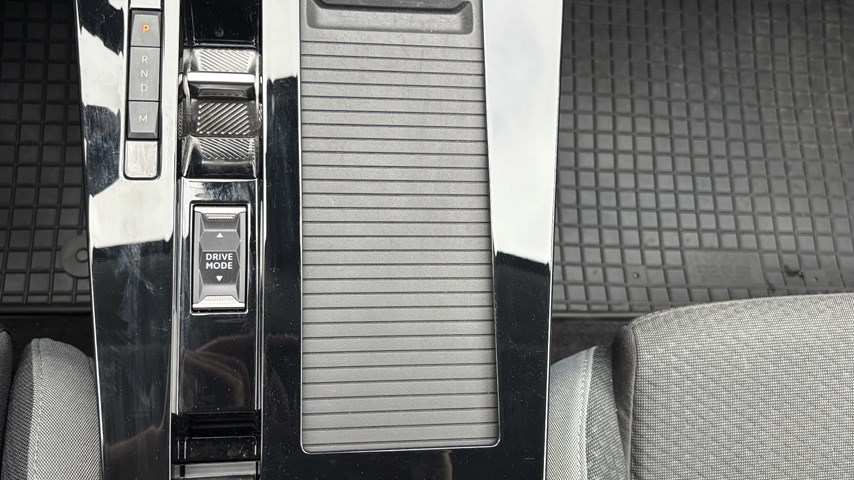 RABLJENO VOZILO OPEL ASTRA SPORTS TOURER EDITION F 1,5 DTH AT8 Automatski mjenjač DIESEL 224107