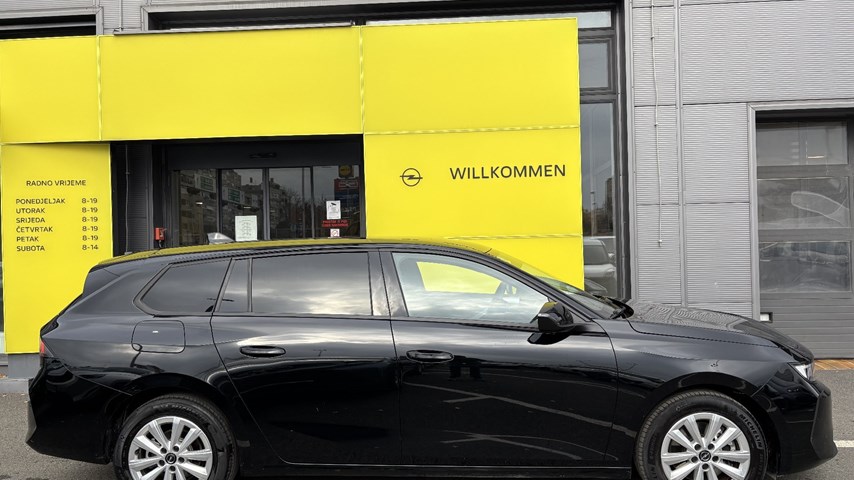 RABLJENO VOZILO OPEL ASTRA SPORTS TOURER EDITION F1,5 DTH AT8 Automatski mjenjač DIESEL 224591