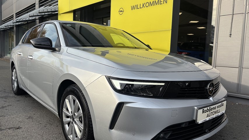 RABLJENO VOZILO OPEL ASTRA SPORTS TOURER EDITION F1,5 DTH AT8 Automatski mjenjač DIESEL 224580