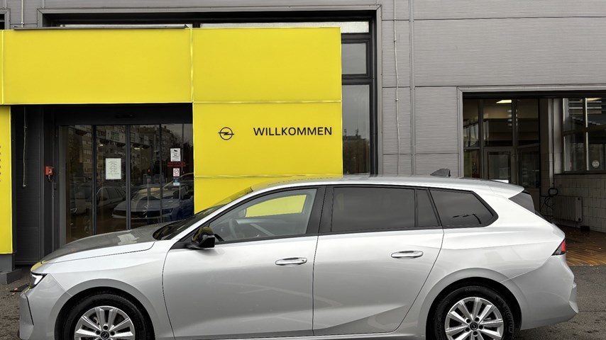 RABLJENO VOZILO OPEL ASTRA SPORTS TOURER EDITION F 1,5 DTH AT8 Automatski mjenjač DIESEL 224105