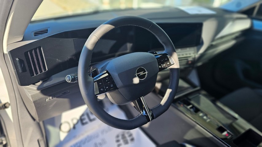 RABLJENO VOZILO OPEL ASTRA SPORTS TOURER EDITION F 1,5 DTH AT8 Automatski mjenjač DIESEL 224106