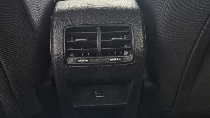 RABLJENO VOZILO OPEL ASTRA SPORTS TOURER EDITION F1,5 DTH AT8 Automatski mjenjač DIESEL 224587