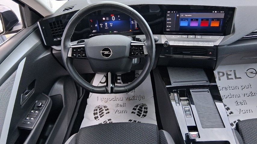 RABLJENO VOZILO OPEL ASTRA SPORTS TOURER EDITION F1,5 DTH AT8 Automatski mjenjač DIESEL 224587