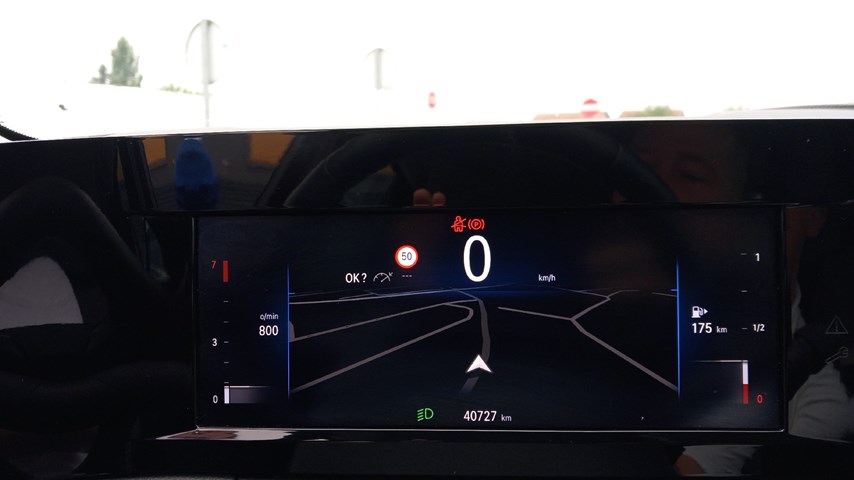 RABLJENO VOZILO OPEL ASTRA SPORTS TOURER EDITION F 1,2 XHL MT6 Mehanički mjenjač BENZIN 67202