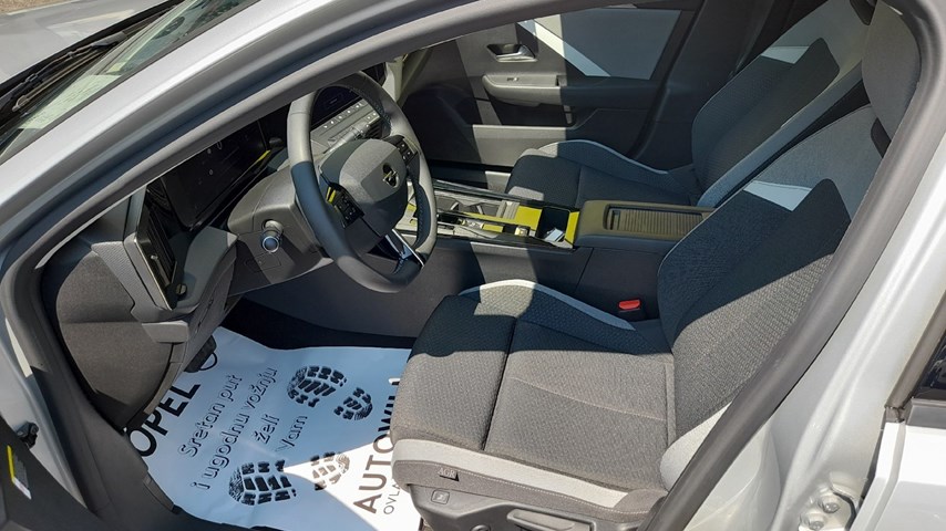 RABLJENO VOZILO OPEL ASTRA SPORTS TOURER EDITION F 1,5 DTH AT8 Automatski mjenjač DIESEL 224106