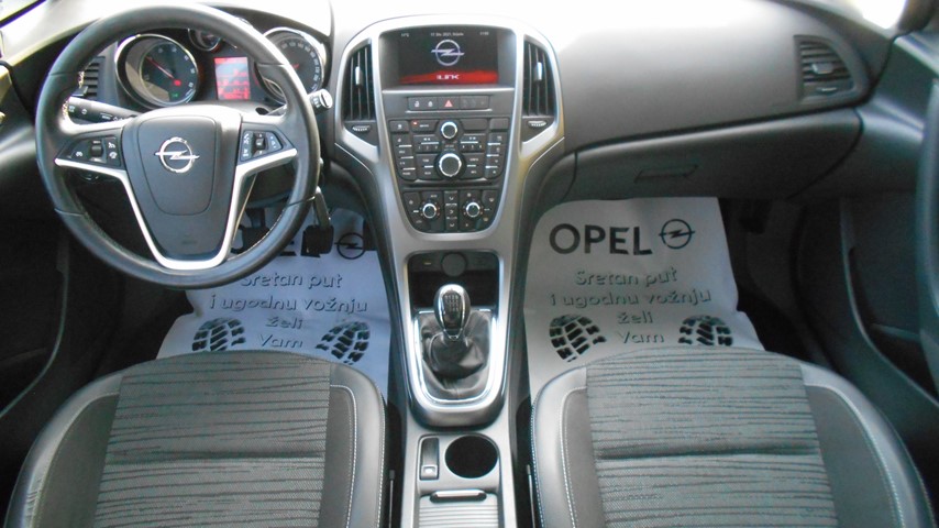 RABLJENO VOZILO OPEL ASTRA SPORTS TOURER ENJOY 1,6 DIESEL