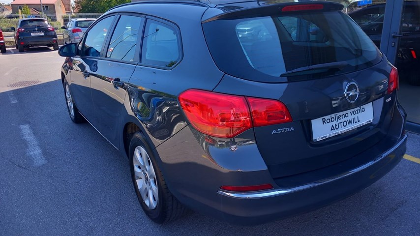 RABLJENO VOZILO OPEL ASTRA SPORTS TOURER ENJOY 1,6 D Mehanički mjenjač DIESEL 65727