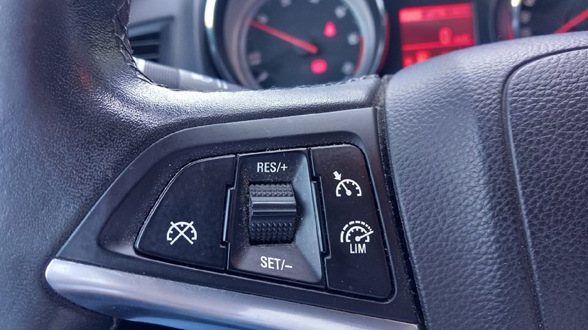 RABLJENO VOZILO OPEL ASTRA SPORTS TOURER ENJOY 1,6 D Mehanički mjenjač DIESEL 65727