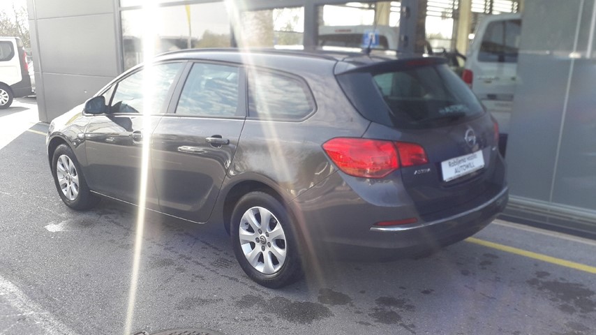 RABLJENO VOZILO OPEL ASTRA SPORTS TOURER ENJOY B 1,6 DTL Mehanički mjenjač DIESEL 65565