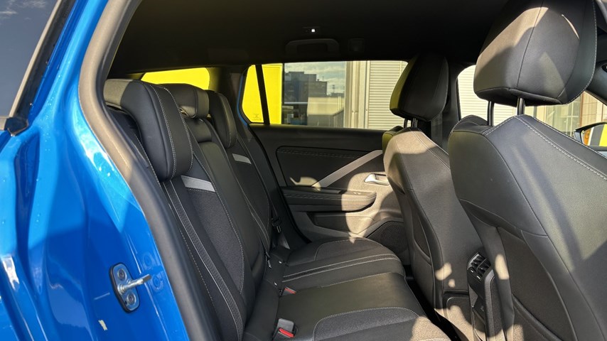 RABLJENO VOZILO OPEL ASTRA SPORTS TOURER GS LINE 1,5 DTH AT Automatski mjenjač DIESEL 81380