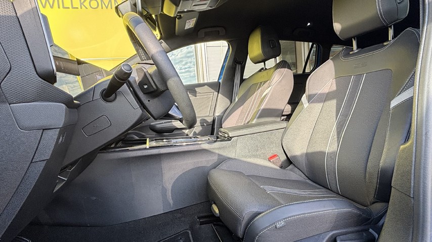 RABLJENO VOZILO OPEL ASTRA SPORTS TOURER GS LINE 1,5 DTH AT Automatski mjenjač DIESEL 81384