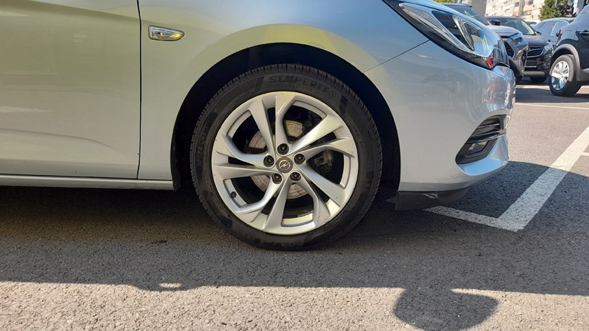 RABLJENO VOZILO OPEL ASTRA SPORTS TOURER GS LINE D 1.5 DVC MT6 Mehanički mjenjač DIESEL 81260