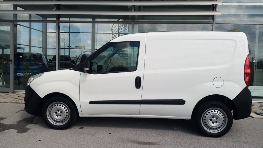 RABLJENO VOZILO OPEL COMBO 1,3 D Mehanički mjenjač DIESEL 223309