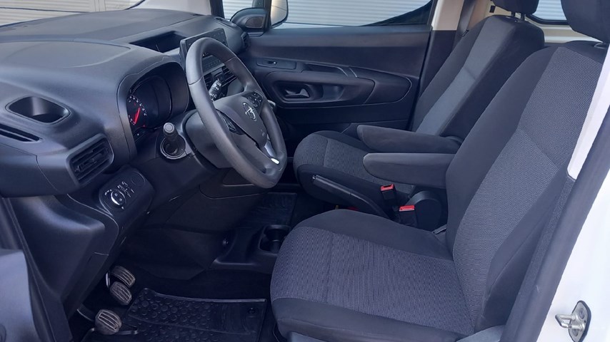 RABLJENO VOZILO OPEL COMBO CREW VAN L2H1 D 1,5 DT Mehanički mjenjač DIESEL 67231