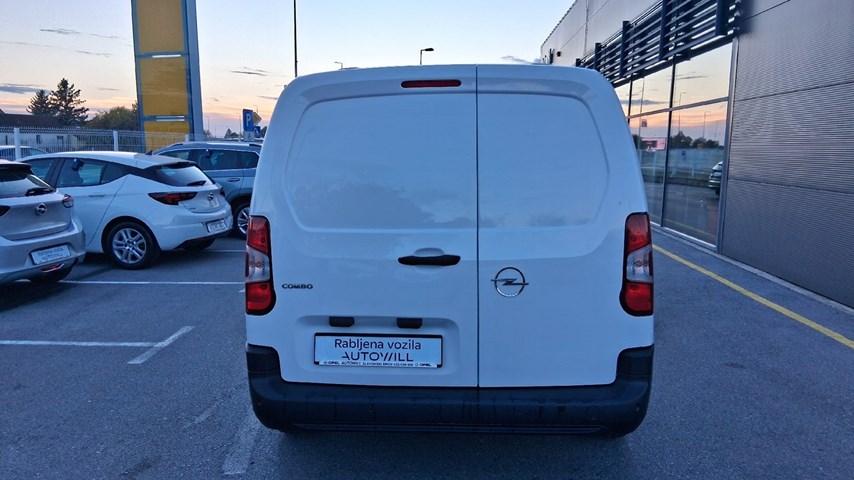 RABLJENO VOZILO OPEL COMBO CREW VAN L2H1 D 1,5 DT MT6 Mehanički mjenjač DIESEL 20935