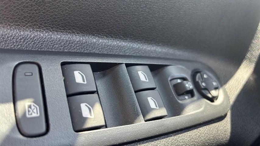 RABLJENO VOZILO OPEL COMBO-e LIFE L2H1 ELEGANCE BPS AT Automatski mjenjač ELEKTRIČNI 81276