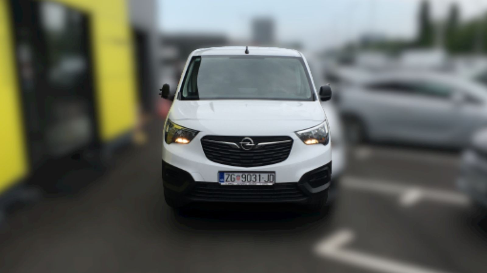 RABLJENO VOZILO OPEL COMBO PANEL VAN ENJOY L2H1 BPS Automatski mjenja ELEKTRI NI 81243 Autowill