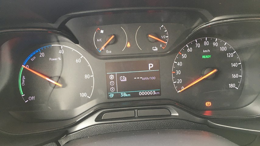 RABLJENO VOZILO OPEL COMBO PANEL VAN ENJOY L2H1 BPS AT Automatski mjenjač ELEKTRIČNI 81243