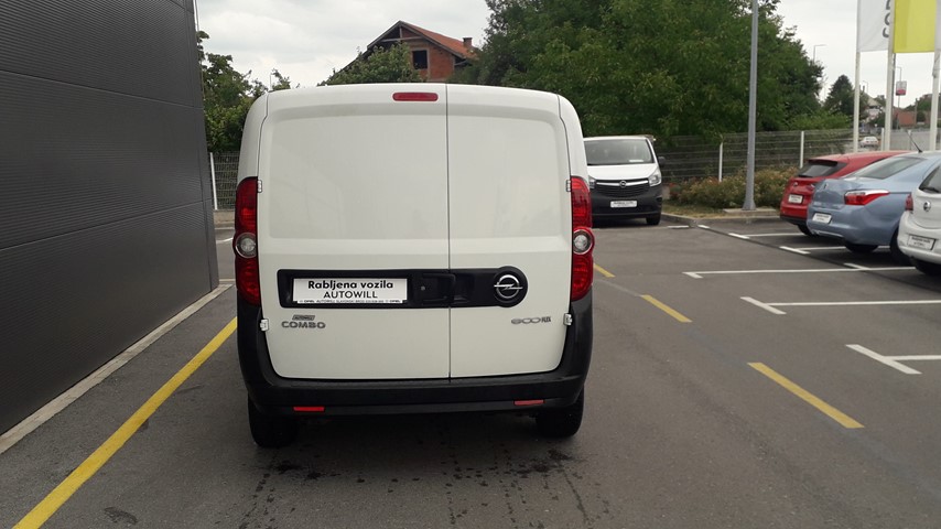 RABLJENO VOZILO OPEL COMBO VAN A1.3DIE DIESEL