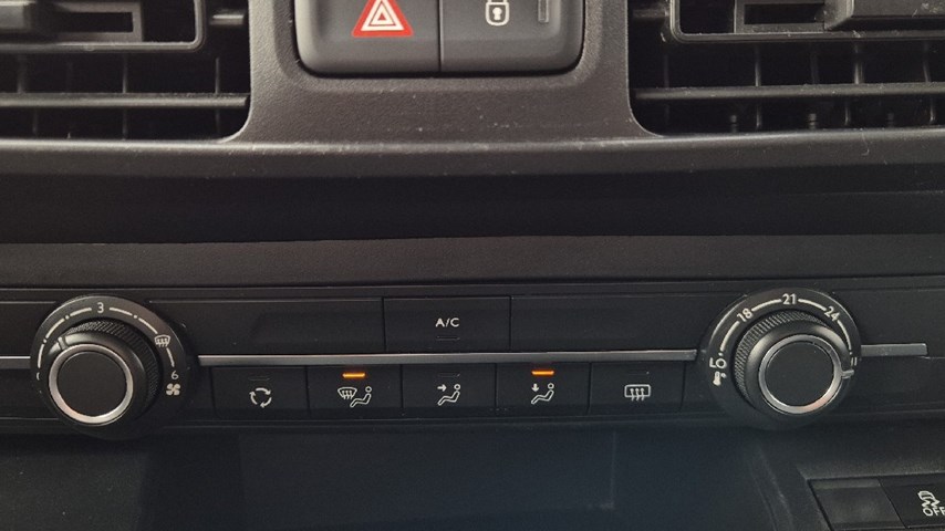 RABLJENO VOZILO OPEL COMBO VAN EDITION L1H1 D 1,5 DT MT6 Mehanički mjenjač DIESEL 224659