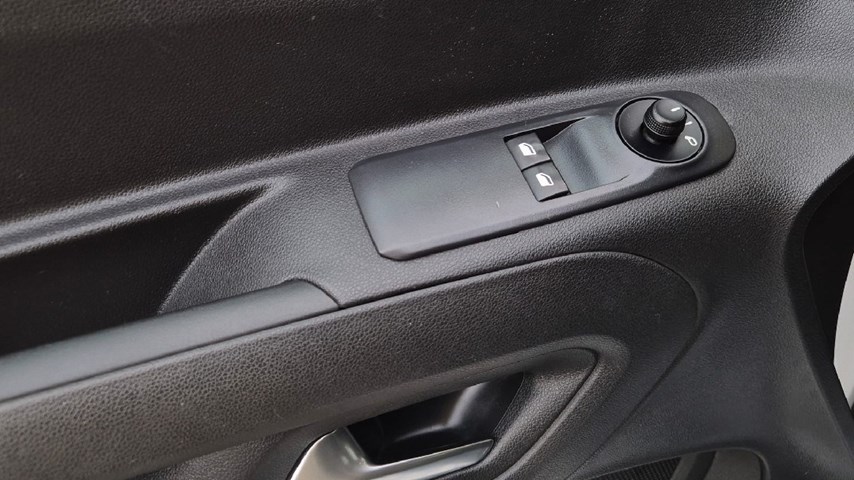 RABLJENO VOZILO OPEL COMBO VAN EDITION PLUS L2H1 1,5 DT Mehanički mjenjač DIESEL 65758