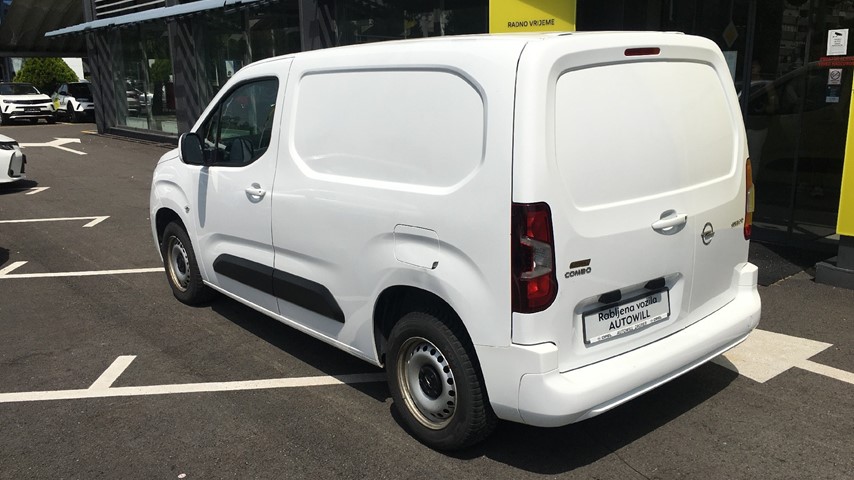 RABLJENO VOZILO OPEL COMBO VAN ENJOY D 1.5 DT MT5 Mehanički mjenjač DIESEL 223261