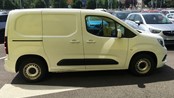 RABLJENO VOZILO OPEL COMBO VAN ENJOY D 1.5 DT MT5 Mehanički mjenjač DIESEL 223261