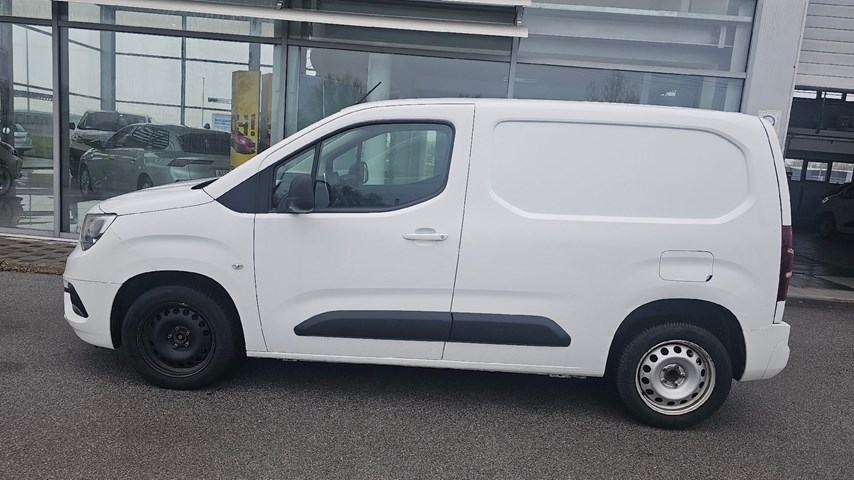 RABLJENO VOZILO OPEL COMBO VAN ENJOY L1H1 B 1.6 DT MT5 Mehanički mjenjač DIESEL 224525