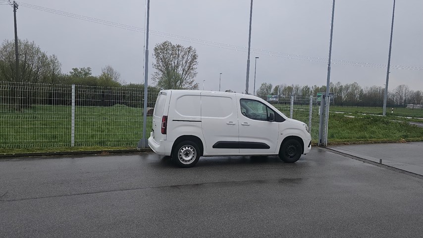 RABLJENO VOZILO OPEL COMBO VAN ENJOY L1H1 B 1.6 DT MT5 Mehanički mjenjač DIESEL 224525