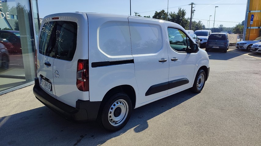 RABLJENO VOZILO OPEL COMBO VAN ENJOY L1H1 D 1,5 DT MT6 Mehanički mjenjač DIESEL 90263