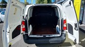 RABLJENO VOZILO OPEL COMBO VAN ENJOY L1H1 D 1,5 DT MT5 Mehanički mjenjač DIESEL 223630