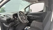 RABLJENO VOZILO OPEL COMBO VAN ENJOY L1H1 D 1,5 DT MT5 Mehanički mjenjač DIESEL 223630