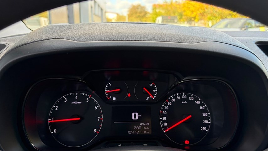 RABLJENO VOZILO OPEL COMBO VAN ENJOY L1H1 D 1,5 DT MT6 Mehanički mjenjač DIESEL 224881