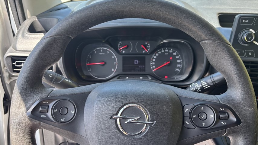 RABLJENO VOZILO OPEL COMBO VAN ENJOY L1H1 D1,5DT MT5 Mehanički mjenjač DIESEL 224682