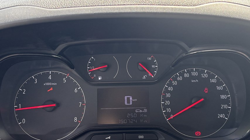 RABLJENO VOZILO OPEL COMBO VAN ENJOY L1H1 D1,5DT MT5 Mehanički mjenjač DIESEL 224753