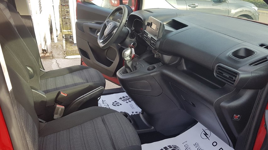 RABLJENO VOZILO OPEL COMBO VAN ENJOY L2H1 1.5 CDTI Mehanički mjenjač DIESEL 223890