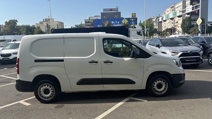RABLJENO VOZILO OPEL COMBO VAN ENJOY L2H1 D 1,5 DT MT6 Mehanički mjenjač DIESEL 224820