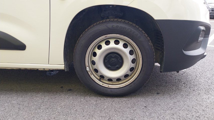 RABLJENO VOZILO OPEL COMBO VAN L1H1 ENJOY 1.5 CDTI Mehanički mjenjač DIESEL 223850