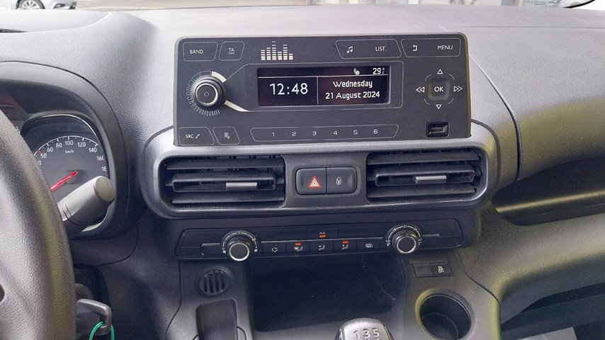 RABLJENO VOZILO OPEL COMBO VAN L1H1 ENJOY 1.5 CDTI Mehanički mjenjač DIESEL 223850