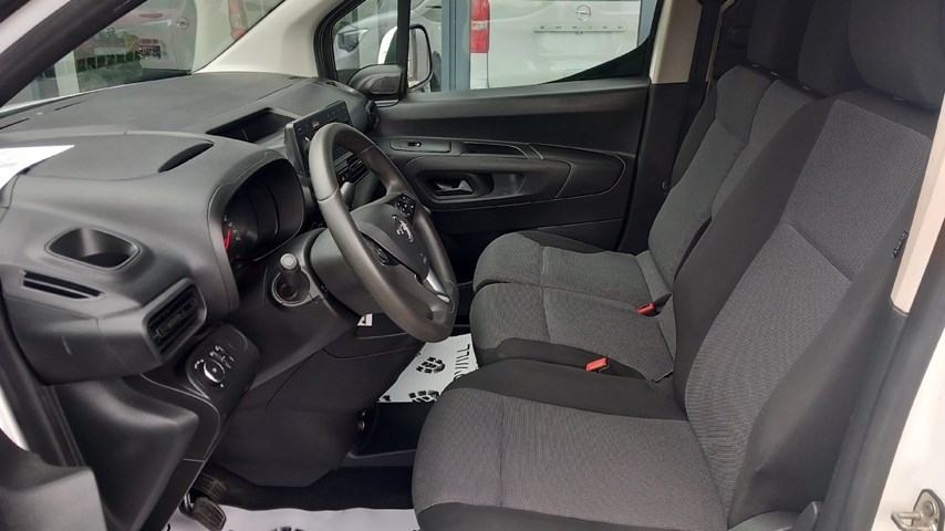 RABLJENO VOZILO OPEL COMBO VAN L1H1 ENJOY D1.5DT Mehanički mjenjač DIESEL 223941