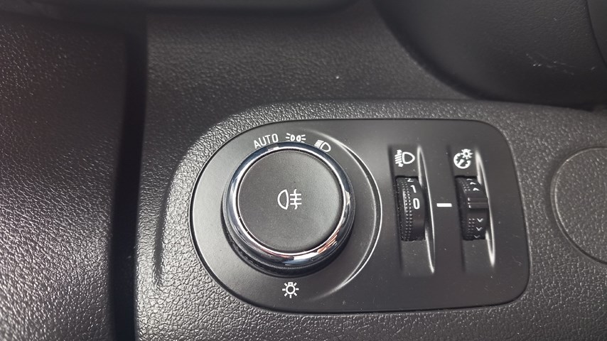 RABLJENO VOZILO OPEL COMBO VAN L1H1 ENJOY D1.5DT Mehanički mjenjač DIESEL 223941