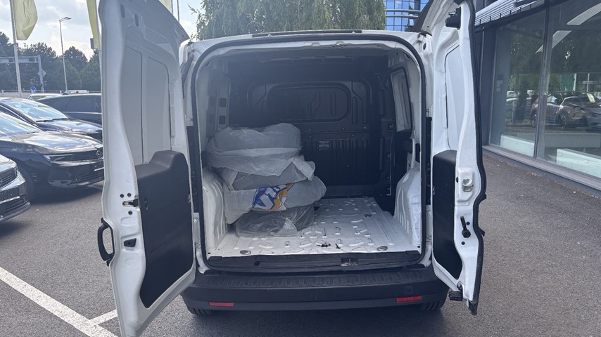RABLJENO VOZILO OPEL COMBO VAN L1H1 VAN B13DIE Mehanički mjenjač DIESEL 224467
