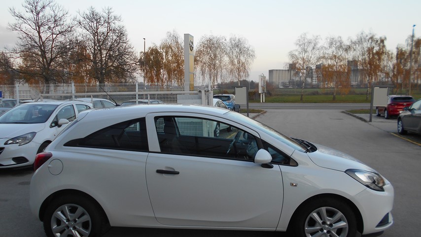 RABLJENO VOZILO OPEL CORSA 1,2 BENZIN