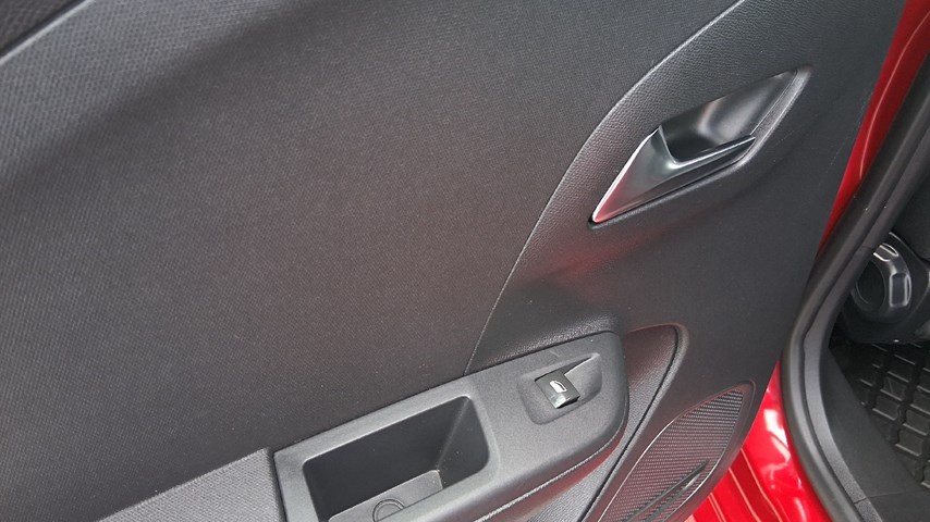 RABLJENO VOZILO OPEL CORSA 1,2 EDITION Mehanički mjenjač BENZIN 65757