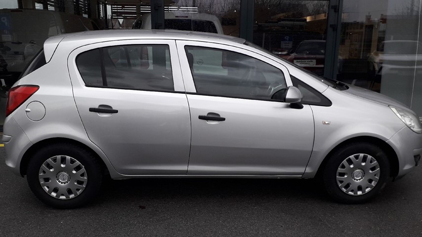 RABLJENO VOZILO OPEL CORSA 1,2 ESSENTIA BENZIN 65477