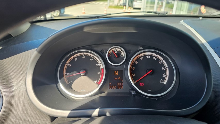 RABLJENO VOZILO OPEL CORSA 1,2 Mehanički mjenjač BENZIN 224269