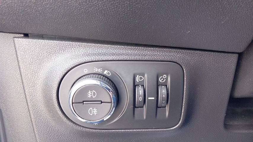 RABLJENO VOZILO OPEL CORSA 1,4 16V ENJOY Mehanički mjenjač BENZIN 65724