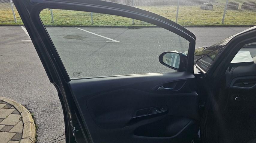 RABLJENO VOZILO OPEL CORSA 1,4 COLOR EDITION Mehanički mjenjač BENZIN 224526