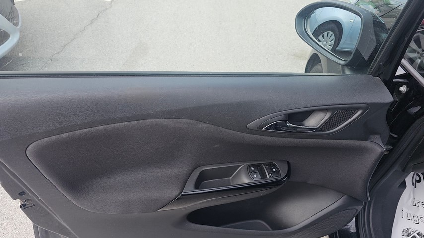 RABLJENO VOZILO OPEL CORSA 1,4 COLOR EDITION Mehanički mjenjač BENZIN 224614