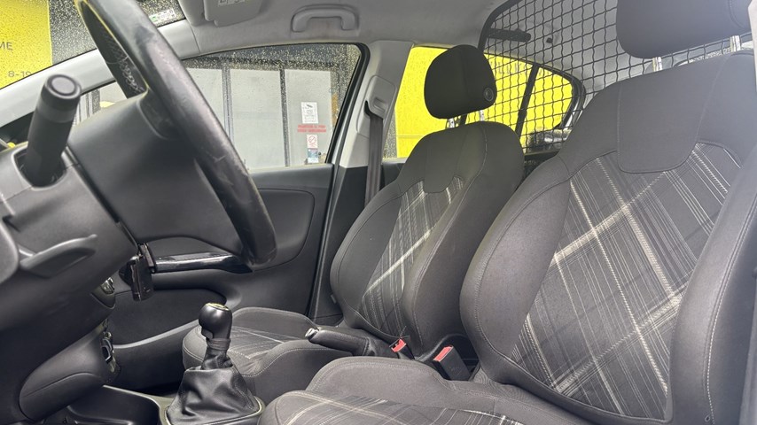 RABLJENO VOZILO OPEL CORSA 1,4 ENJOY Mehanički mjenjač BENZIN 224879